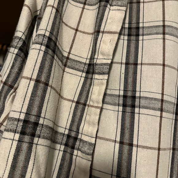 SHEIN Cream Plaid Button-Up Flannel - EVERYTHING MUST GO - Picture 3 of 4